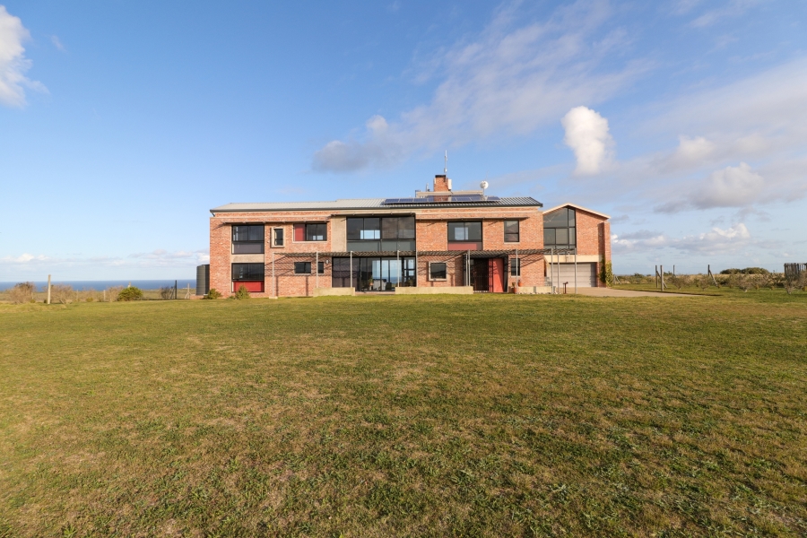 4 Bedroom Property for Sale in Mossel Bay Rural Western Cape